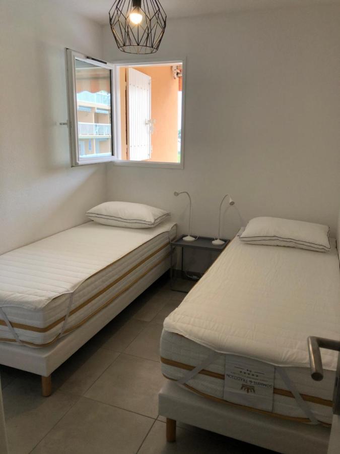 Apartment Newly Renovated Aircond-Wifi-Pool-Sea View-150M To Beaches- Saint Aygulf Exterior foto